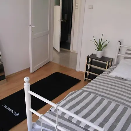 Apartment Sunny Stylish Aircontioned On Seaside Of Moda